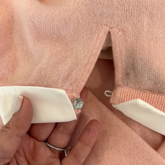 Macy’s cashmere sweater with flower collar - Picture 3 of 3